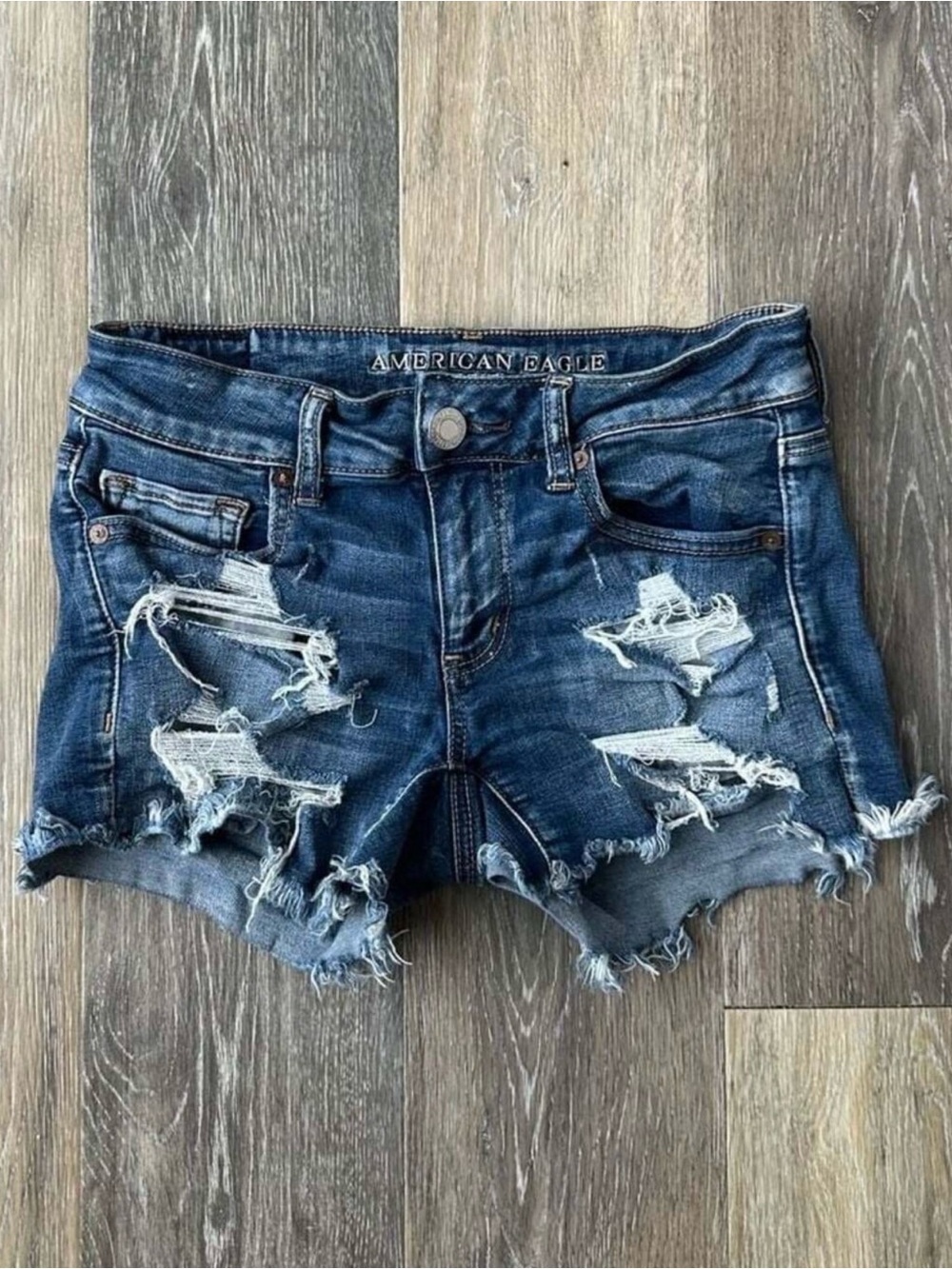 Y2K American Eagle Distressed Denim Shorts Embroidered Pockets 28"